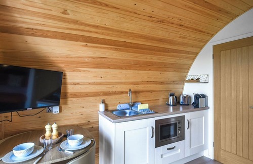 Snailbeach Cottage | Sunset Holiday Pod - UK48592