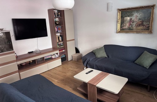 Centar Apartment | Charming 1-bedroom apartment in Skopje with WiFi, AC, fitness room