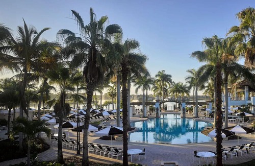 Hunt Club House | Pool View King Room at PGA National Resort - Sports Courts and Kid Fun