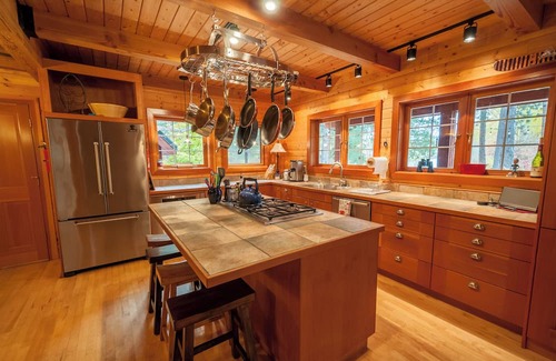 Cle Elum Cabin | Riverside 2-bedroom cabin in Cle Elum