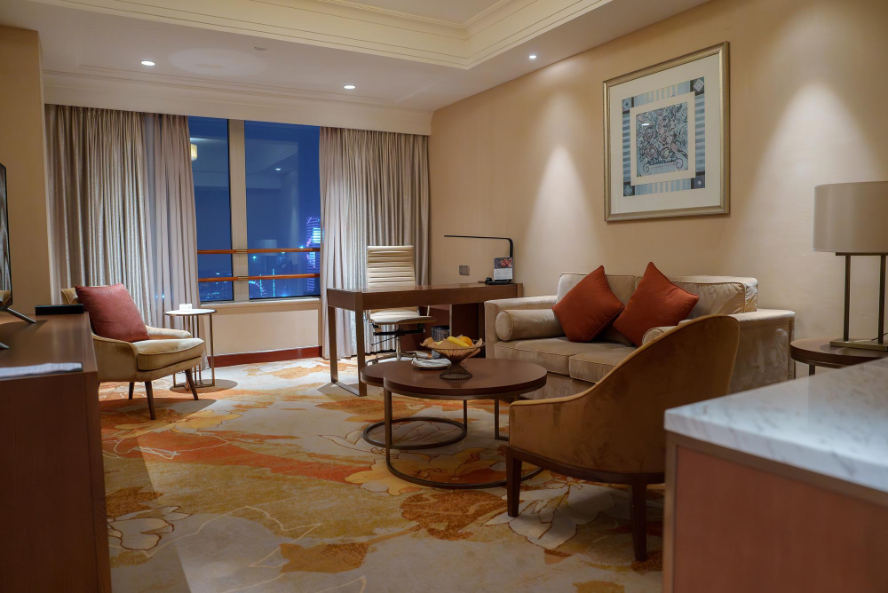 Sinsing District Apartment | Romantic Home near Kaoshiung Railway Station