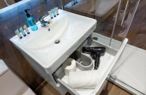 Bletchingley Hotel | Whyte Harte Hotel
