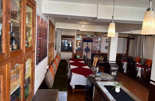 Lukla Hotel | The Woodland Hotel