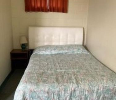 Gull Lake Hotel | Gull Lake Lodge Motel