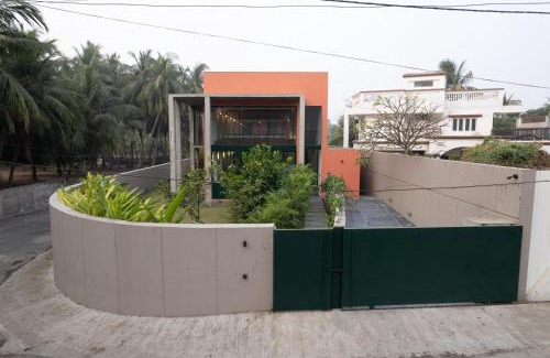 Surat Villa | Luxurious Fully Furnished Private Farm House with Pool
