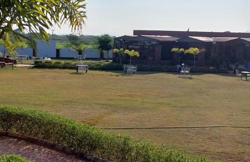 Abu Road Hotel | Mount down Resort