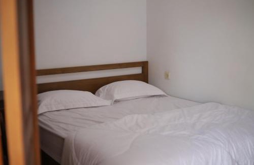 Mlonggo Hotel | Kampoeng Sekuro Villa Syariah