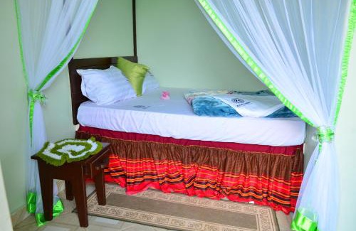 Buwama Bed & Breakfast | Zion Camp