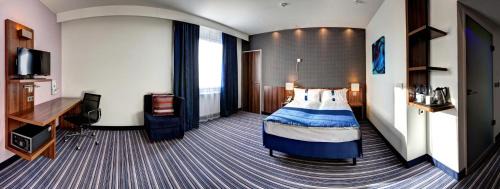 Voronezh Hotel | Holiday Inn Express Voronezh Kirova, an IHG Hotel