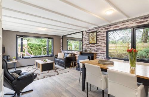 Garderen Ski Chalet | Scenic Chalet in Garderen with Private Garden