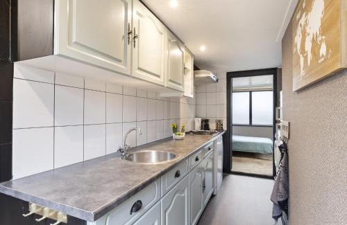 Garderen Ski Chalet | Scenic Chalet in Garderen with Private Garden