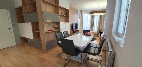 rayon Triaditsa Apartment | Paradise