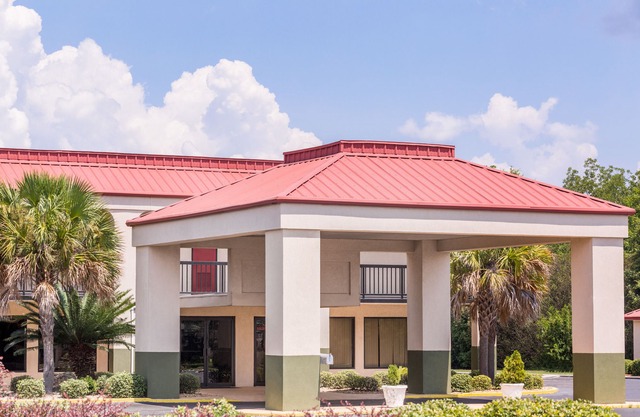 Days Inn by Wyndham Dublin GA