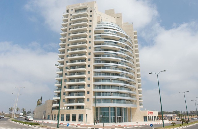 Ramada Hotel & Suites by Wyndham Netanya