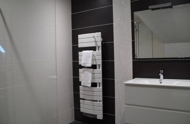 Apartment Halluin, 1 bedroom, 2 persons