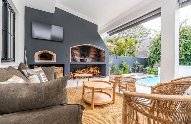 Elegant Modern 4-Bedroom Home