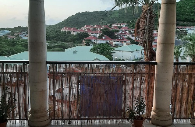 Agréable Appartement à Saint-martin 97150 Internet Climatisation et Piscine