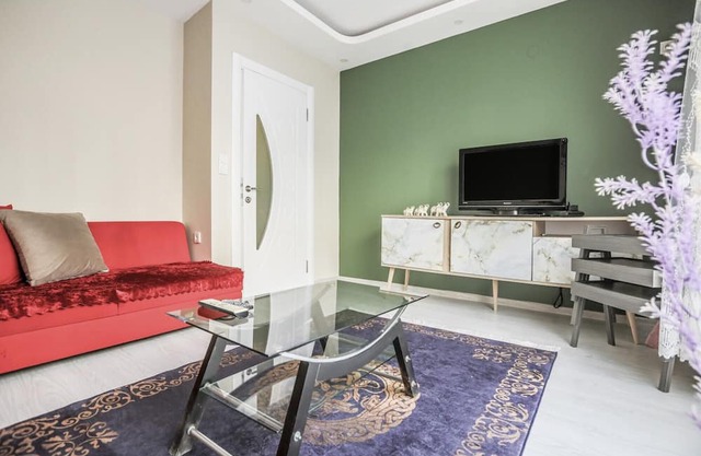 Flat Close to Shopping Malls in Kucukcekmece