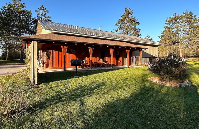 The BunkHouse, a Northwoods Escape