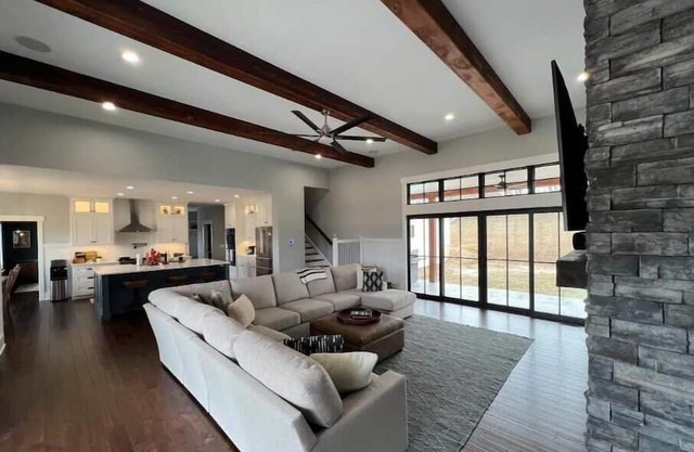 Lime Bluff Farmhouse