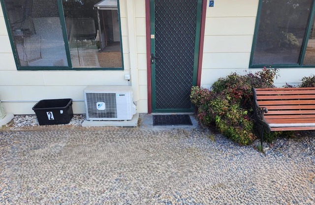 Cosy Nook - Flat 2 - Self-contained, well equipped holiday unit