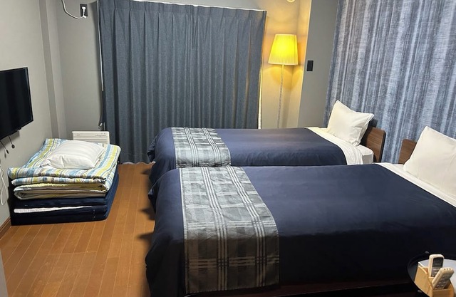 Triple room nonsmoking 10minute walk from Fuku/Fukuoka Fukuoka