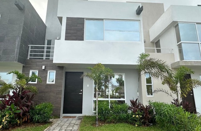 Casa Dream Diamante Acapulco C4C, with private beach club.