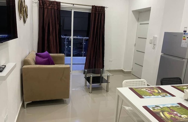 Cozy 1-bedroom apartment in charming Monte Plata with AC and more