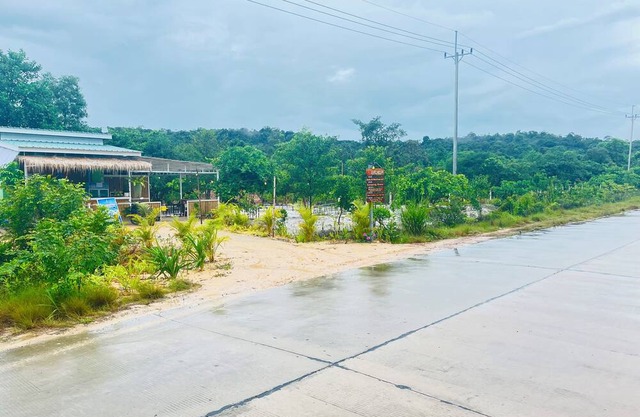 Peaceful 1-bedroom campground in Preah Sihanouk