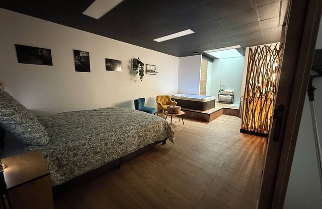 Château de Posset: Loft Anne-Marie, close to the 24 Hours of Le Mans racetrack
