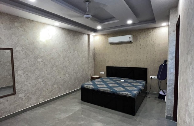 Spacious 4-bedroom apartment in lovely Delhi