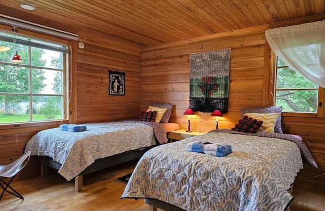 Cozy Riverside House with Sauna