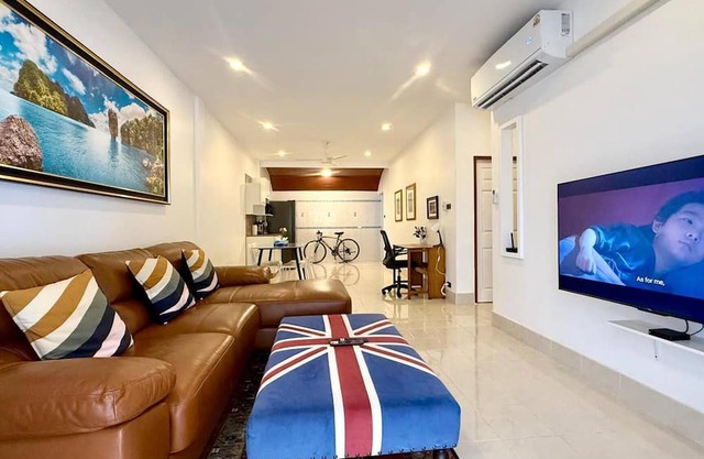 Nice and Cozy Home 2Bedrooms plus 2 Bathrooms near Phuket Town and Water Park