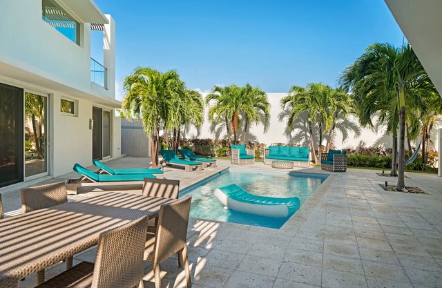 Luxury Pool Villa Steps Away From the Beach with Stunning Ocean Views