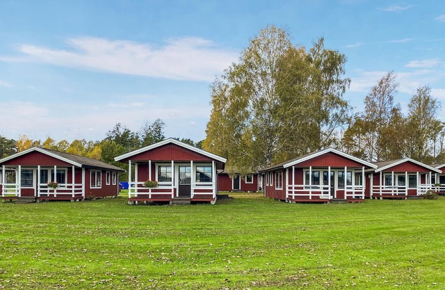 2 bedroom lovely home in Byxelkrok