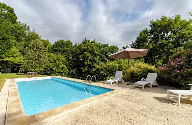 Moulin de la Grenaderie – Peaceful Retreat with Pool in the Heart of Périgord Noir