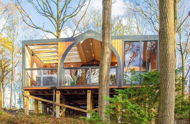 Honeysuckle Treehouse