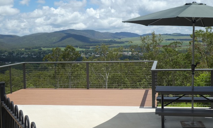 Atherton Hotel | The Summit Rainforest Retreat