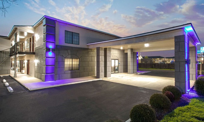 Bellmead Hotel | Days Inn by Wyndham Waco
