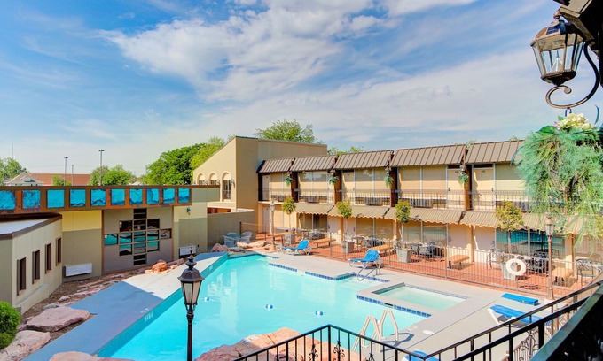 Enid Hotel | Western Inn and Suites