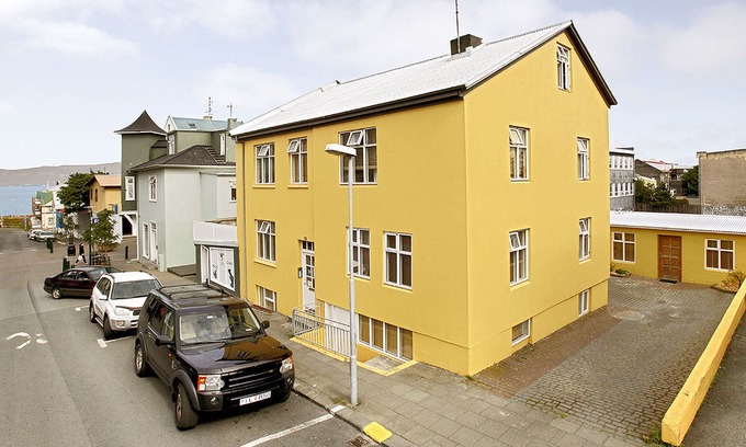 Downtown Hotel | Alfred's Apartments