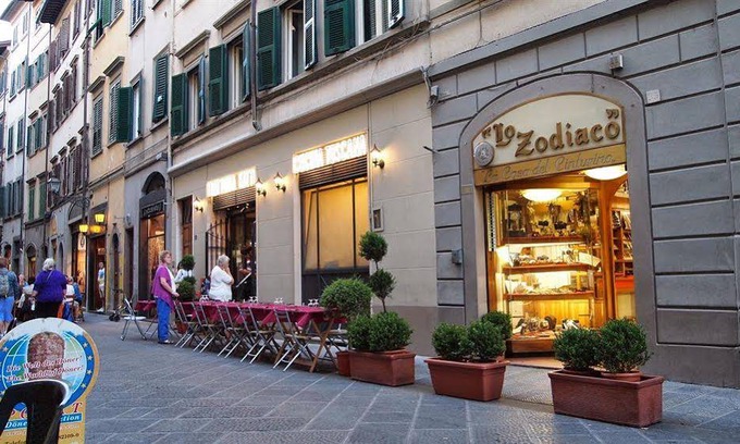 Duomo Hotel | Katti House