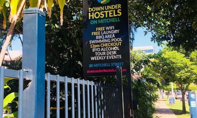 Darwin City Centre Hotel | Darwin Hostel