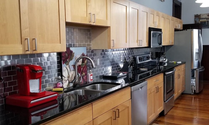 Milan Apartment | Loft Near Perfect North Slopes, The Ark, Creation, and Hoosier Museums, Casinos