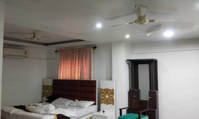 Bhubaneshwar Hotel | The Royal Suites