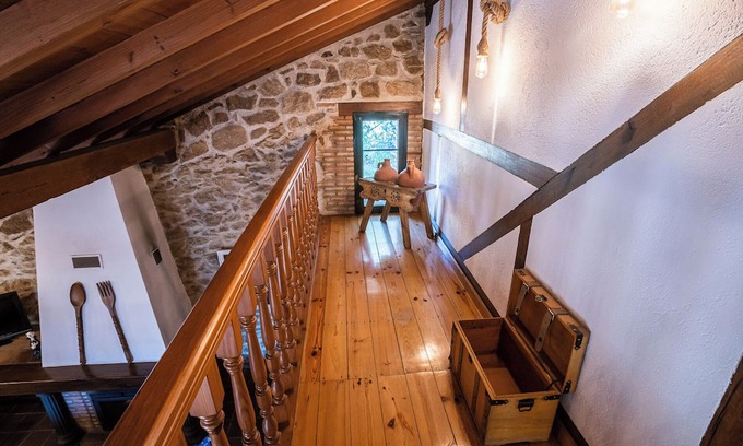 Cuacos de Yuste Cottage | Rural house * Paraje de Yuste. Ideal for families and groups, pets allowed