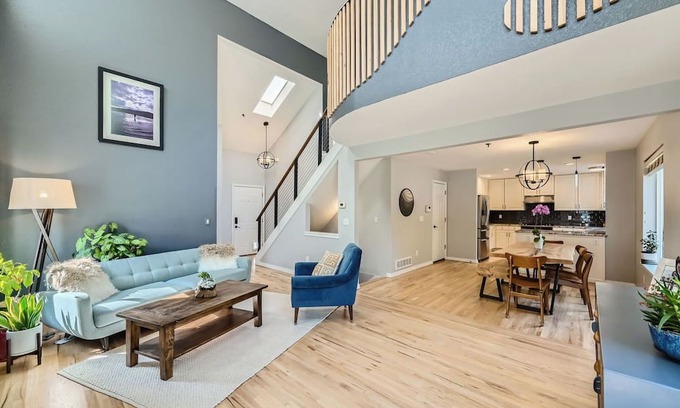 Noble Park House | Stunningly Remodeled 3 bed 4 bath Light-Filled Townhome
