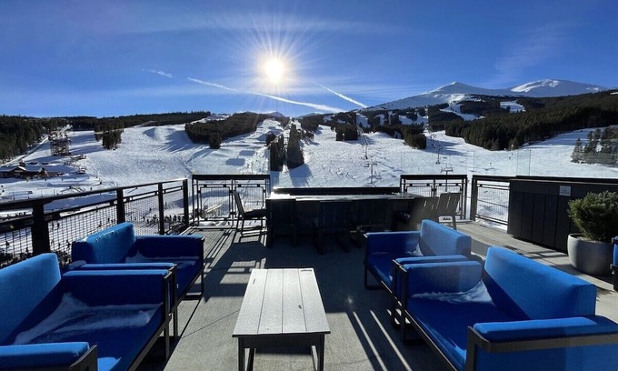 Peak 8 Condo | Grand Colorado on Peak 8 Suite Ski In -Ski Out Slope Side Resort