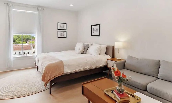 Greater Belhaven Apartment | Eudora Welty Loft At Belhaven Town Center