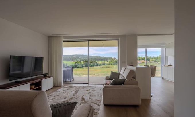 Barcelos Apartment | Gorgeous 3-bedroom apartment, utmost comfort & convenience at historic Barcelos.
